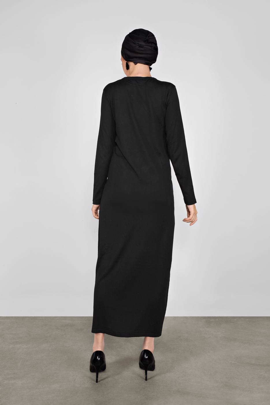 Tesettür giyim SİYAH ÖNÜ BAĞLAMA DETAYLI TRİKO ELBİSE 41029 
