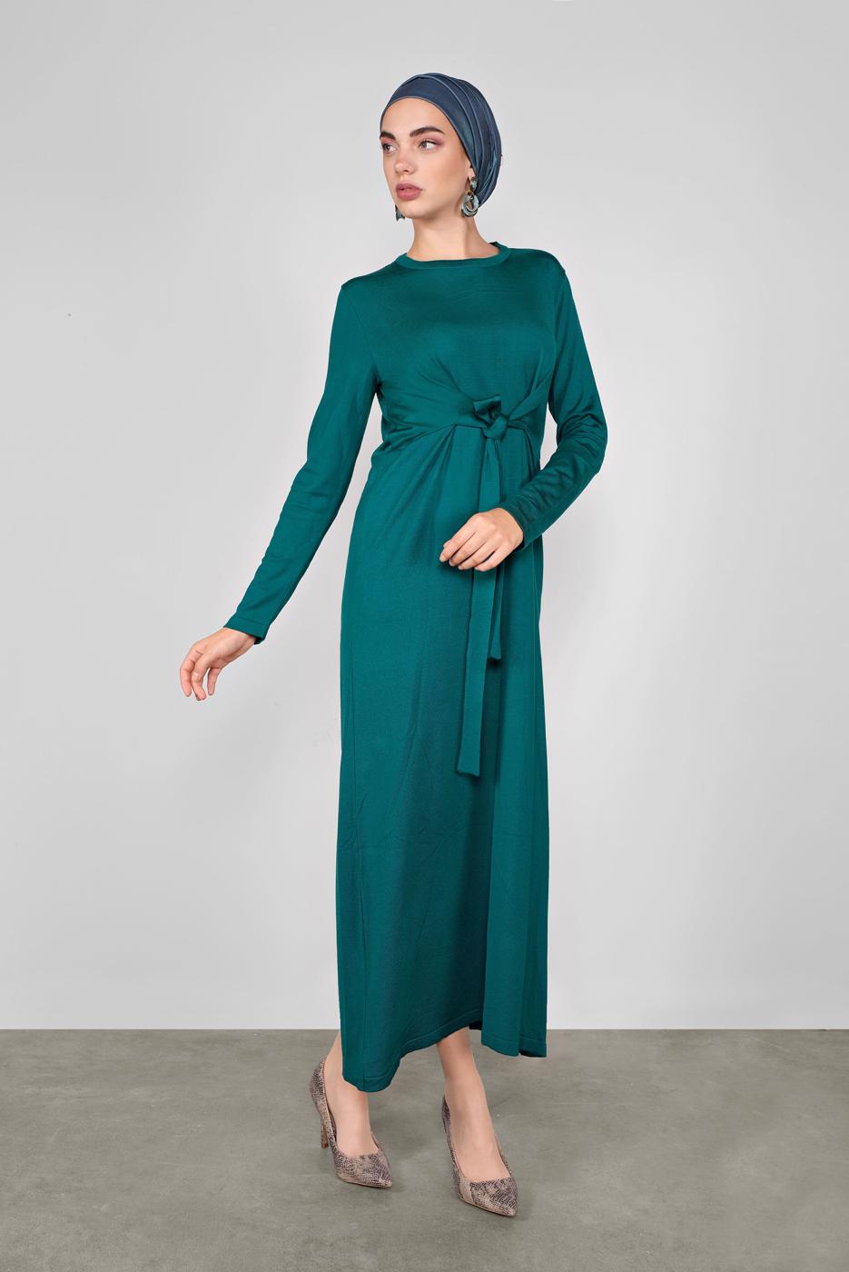 Tesettür giyim MAVİ ÖNÜ BAĞLAMA DETAYLI TRİKO ELBİSE 41029 