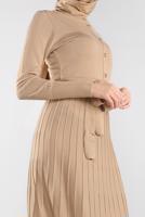 Tesettür giyim KAHVE ETEĞİ PİLELİ DÜĞMELİ TRİKO ELBİSE 41031 