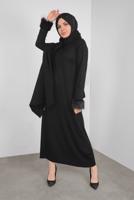 Tesettür giyim SİYAH MANŞETLERİ KÜRKLÜ İŞLEMELİ TRİKO ELBİSE 41034 