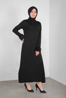 Tesettür giyim SİYAH MANŞETLERİ KÜRKLÜ İŞLEMELİ TRİKO ELBİSE 41034 