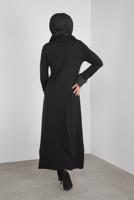 Tesettür giyim SİYAH MANŞETLERİ KÜRKLÜ İŞLEMELİ TRİKO ELBİSE 41034 