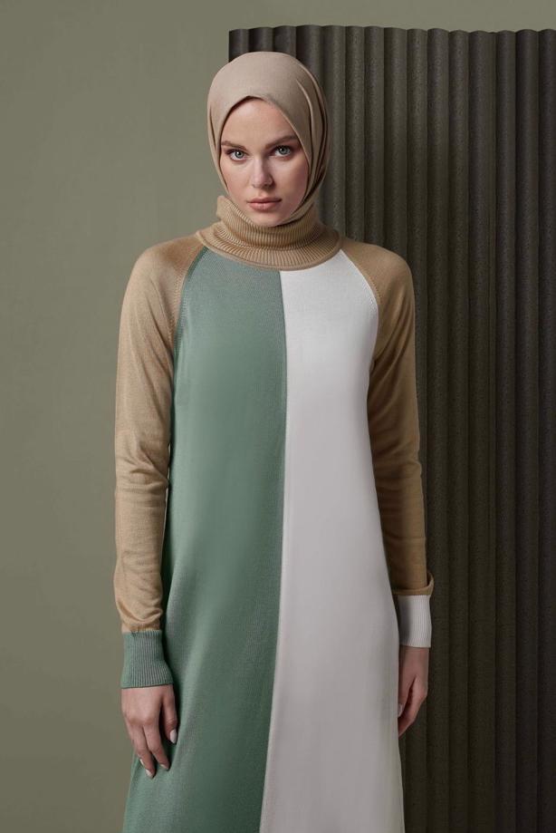 Tesettür giyim YEŞİL ALVİNA ÜÇ RENKLİ TRİKO ELBİSE T 42084 - TRENDTESETTÜR