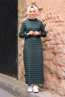 Vêtements hijab VERT ROBE TEXTURÉE PIED-DE-POULE 3 COULEURS 7444