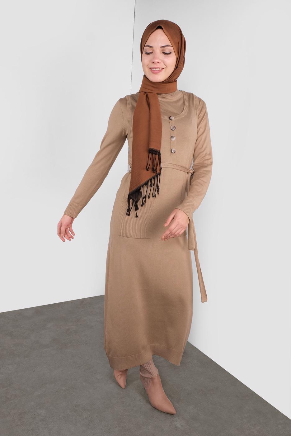 Tesettür giyim KAHVE BELİ KUŞAKLI DÜĞMELİ TRİKO JİLE 41037 