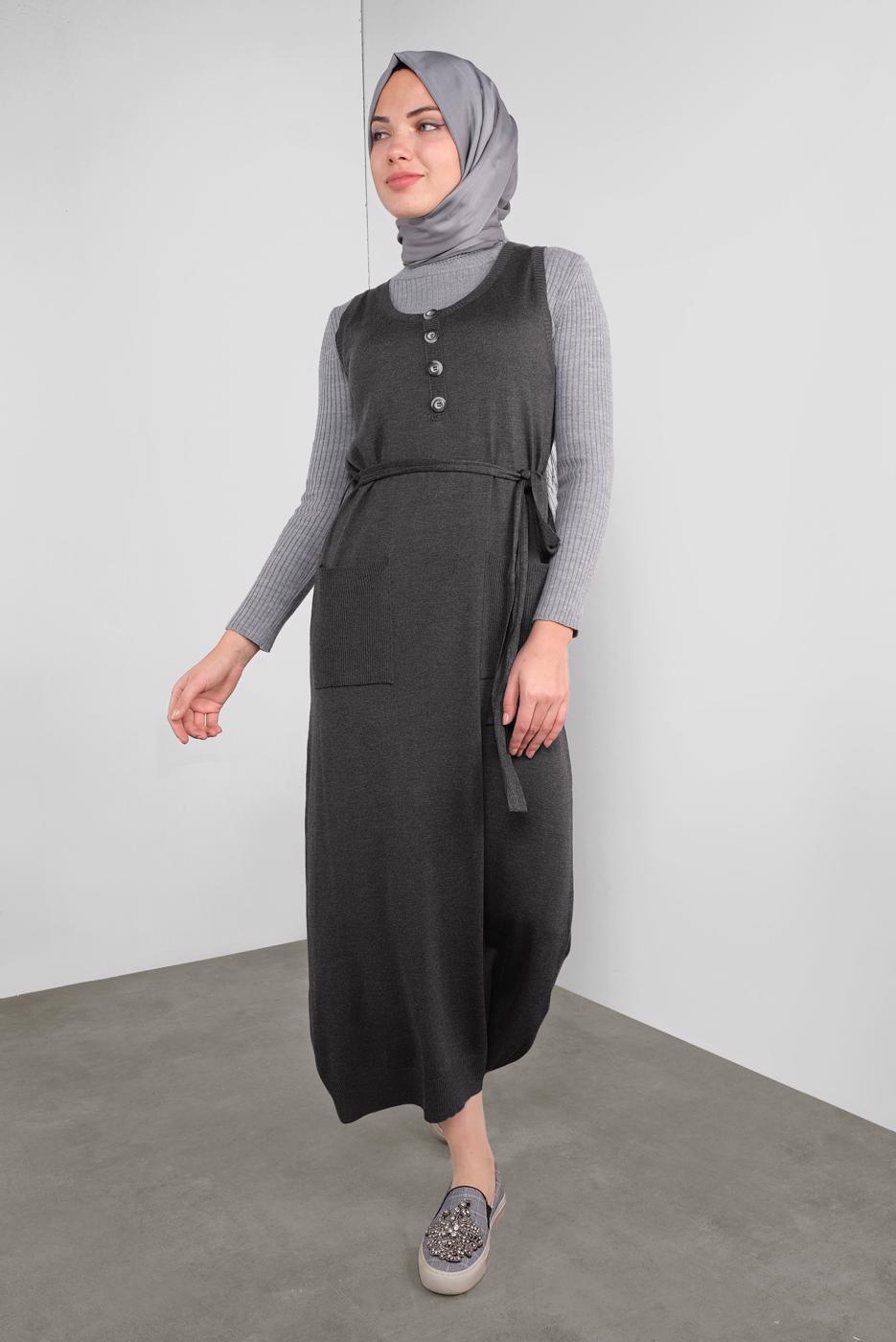Tesettür giyim GRİ BELİ KUŞAKLI DÜĞMELİ TRİKO JİLE 41037 