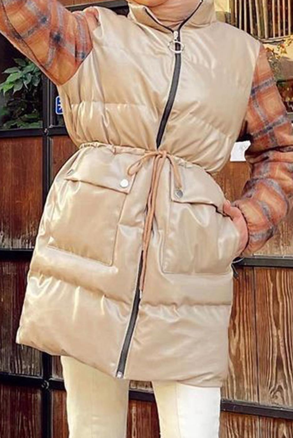 Tesettür giyim KAHVE BELİ BÜZGÜLÜ KOLLARI EKOSE DESENLİ KABAN 041