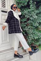 Tesettür giyim SİYAH KÜRK DETAYLI TÜVİT KABAN 4011-1