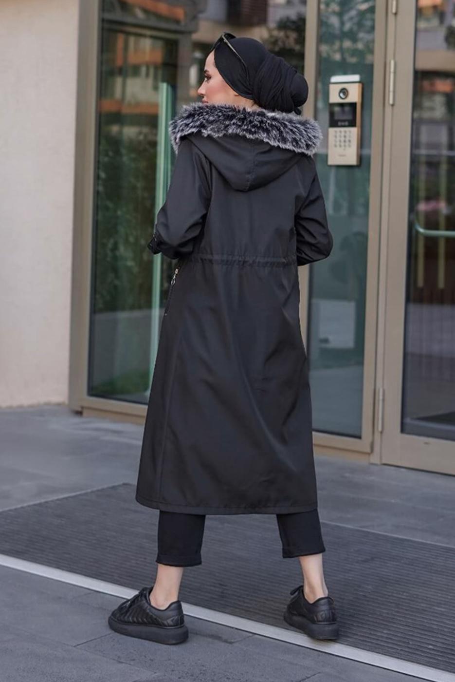 Tesettür giyim SİYAH BELİ BÜZGÜLÜ KAPÜŞONLU KABAN 77501 