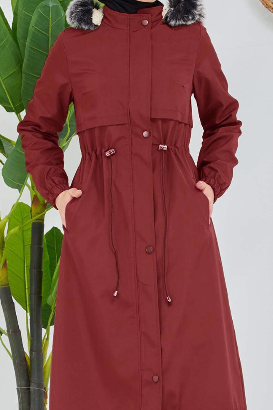 Tesettür giyim BORDO BELİ BÜZGÜLÜ KAPÜŞON DETAYLI KABAN 0180 