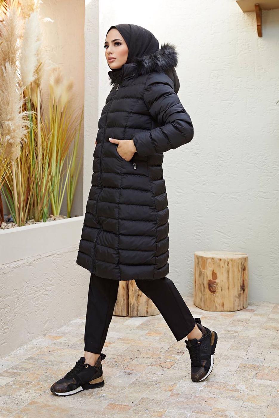 Tesettür giyim SİYAH KAPÜŞONLU ŞİŞME KABAN  2207