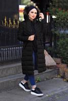 Tesettür giyim SİYAH KAPÜŞONU KÜRK DETAYLI CEPLİ ŞİŞME KABAN 2400	