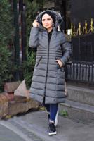 Tesettür giyim GRİ KAPÜŞONU KÜRK DETAYLI CEPLİ ŞİŞME KABAN 2400	