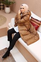 Vêtements hijab TABA MANTEAU MATELASSÉ À CAPUCHE AVEC PRESSION 8503