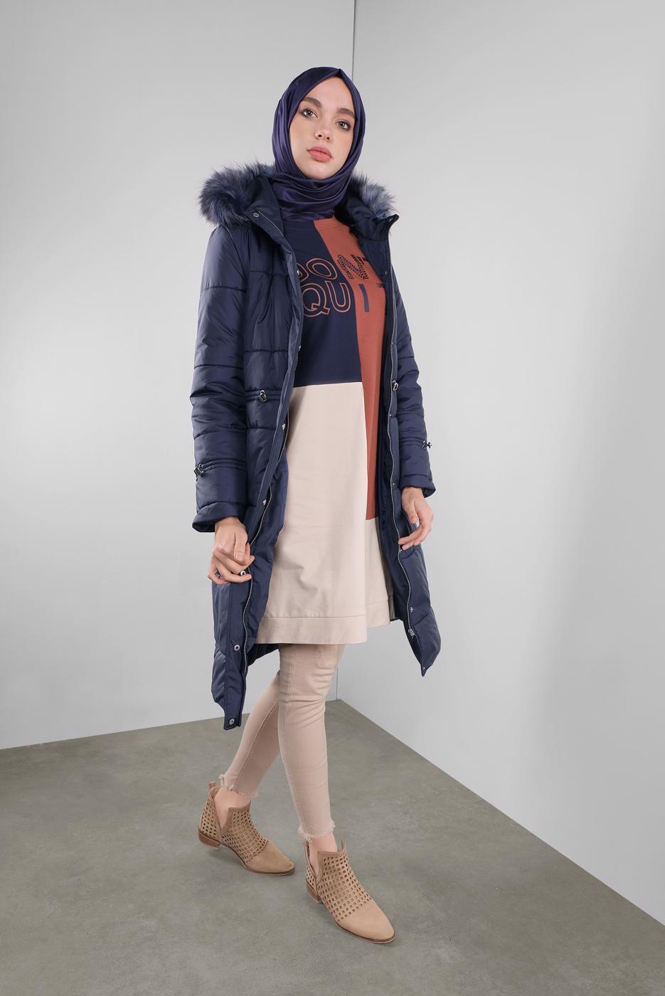 Tesettür giyim LACİVERT ÇITÇITLI FERMUARLI ŞİŞME KABAN 90114 