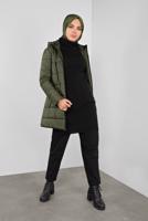 Tesettür giyim HAKİ CEPLİ KAPÜŞONLU ŞİŞME KABAN 90134 