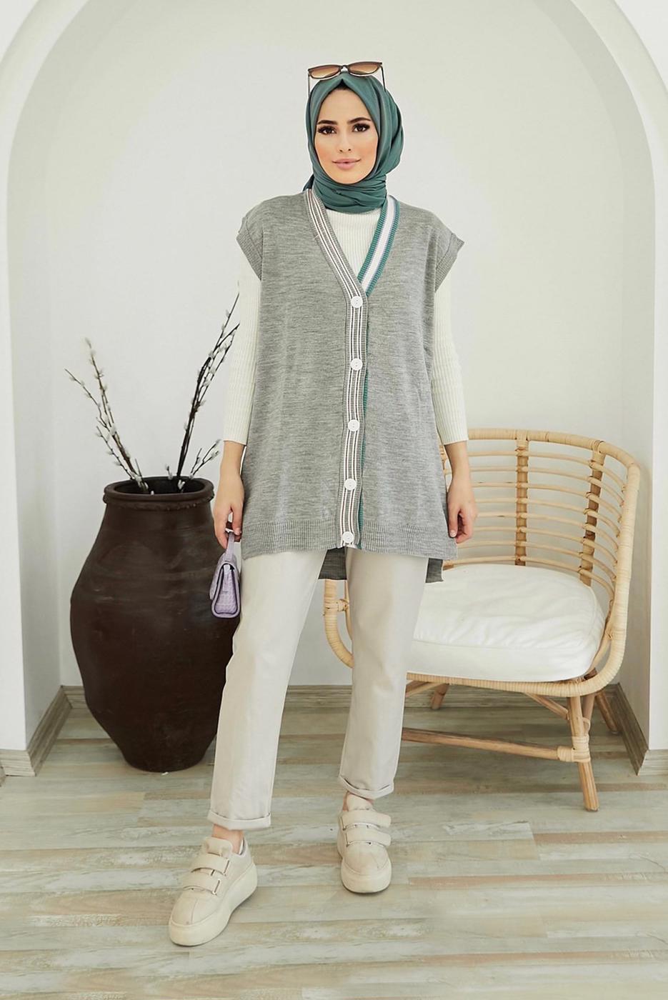 Hijab clothing GREY COLORED BUTTONED SWEATER 4220 