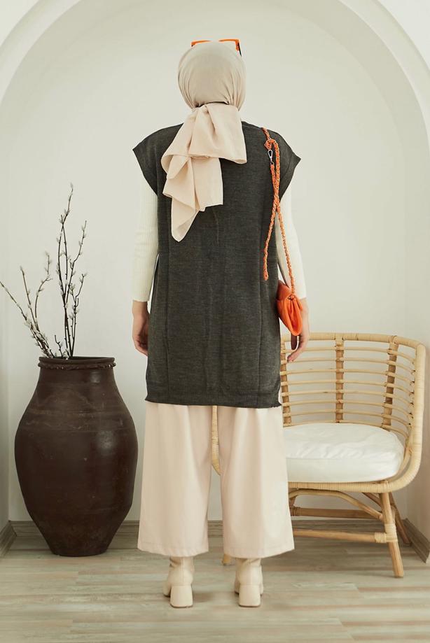 Hijab clothing  COLORED BUTTONED SWEATER 4220  - TRENDTESETTÜR