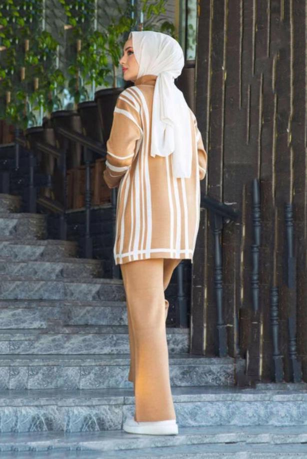 Vêtements hijab  STRIPE DETAIL TURTLENECK 2-PIECE KNITWEAR PANTS SUIT 47501  - TRENDTESETTÜR