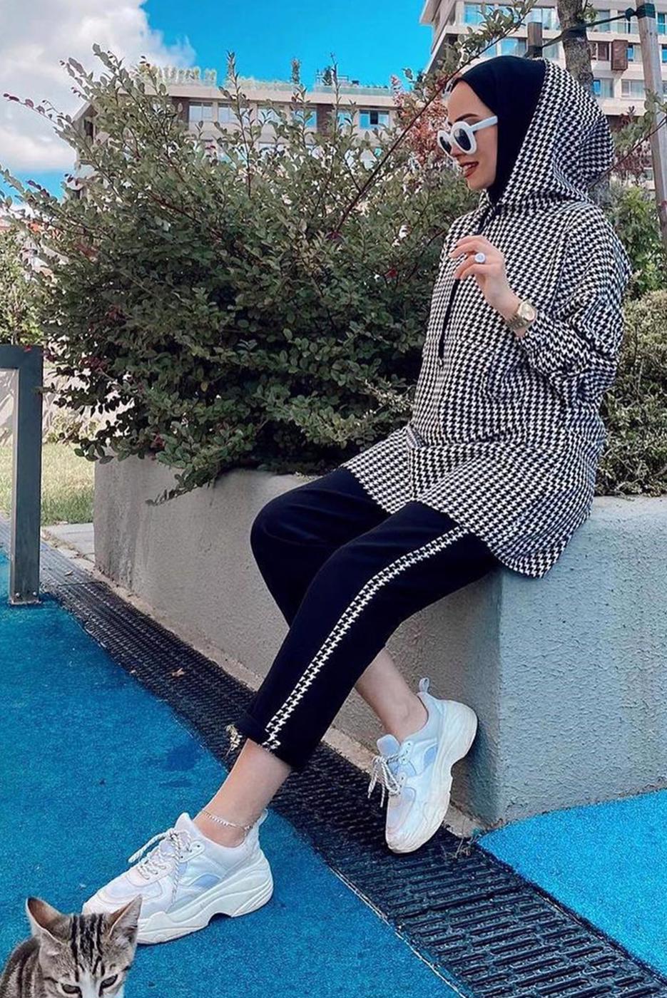 Tesettür giyim ÇOK RENKLİ MANŞETLERİ LASTİKLİ KAZAYAĞI DESEN 2&prime;Lİ PANT. TAKIM 003 