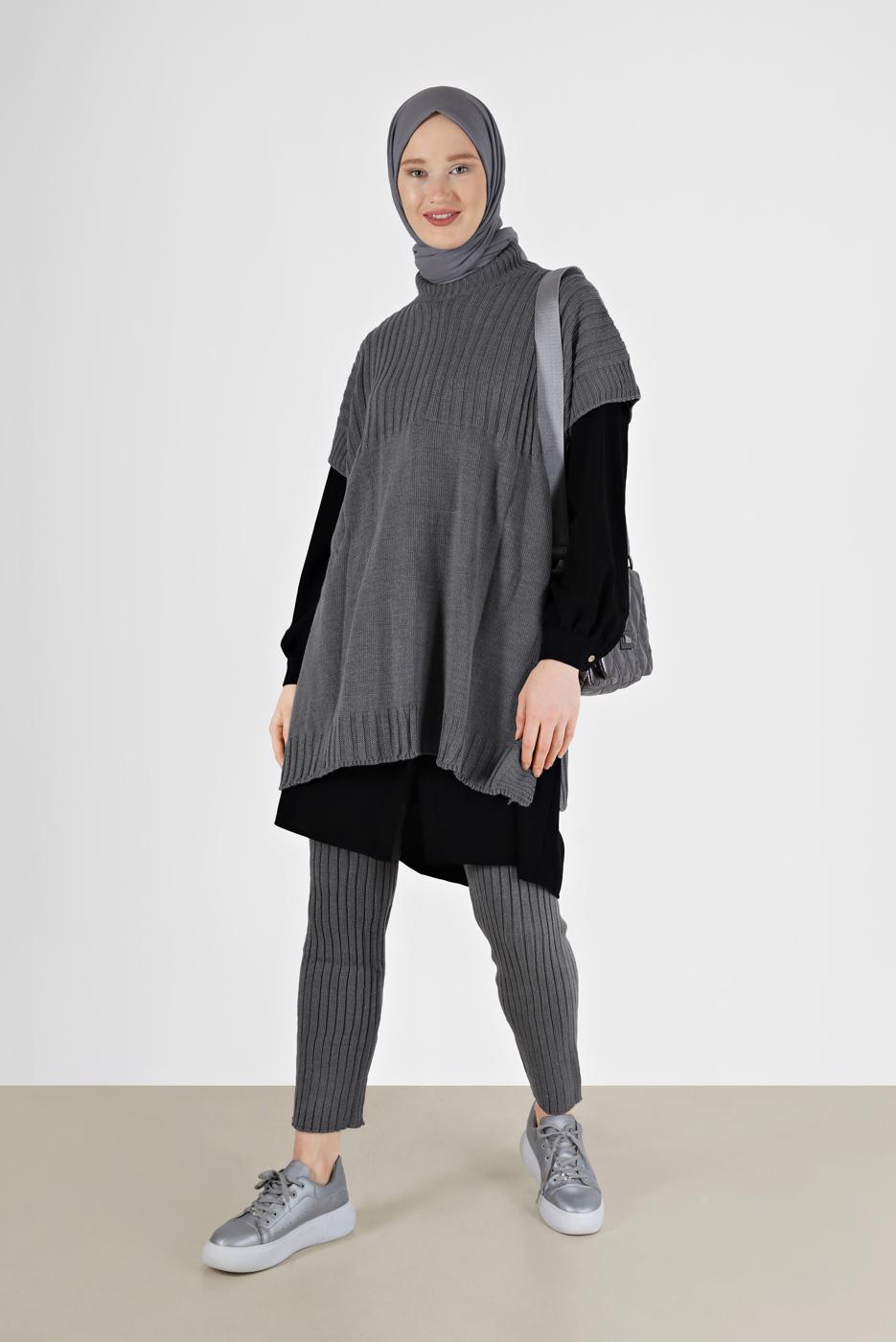 Vêtements hijab GRIS COSTUME EN MAILLE À MOTIF AUTONOME 00051