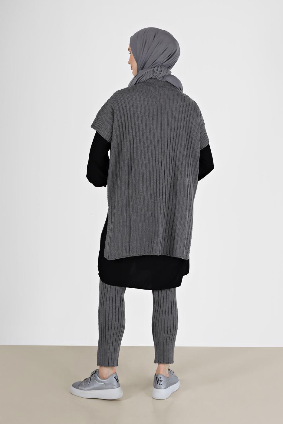 Vêtements hijab GRIS COSTUME EN MAILLE À MOTIF AUTONOME 00051