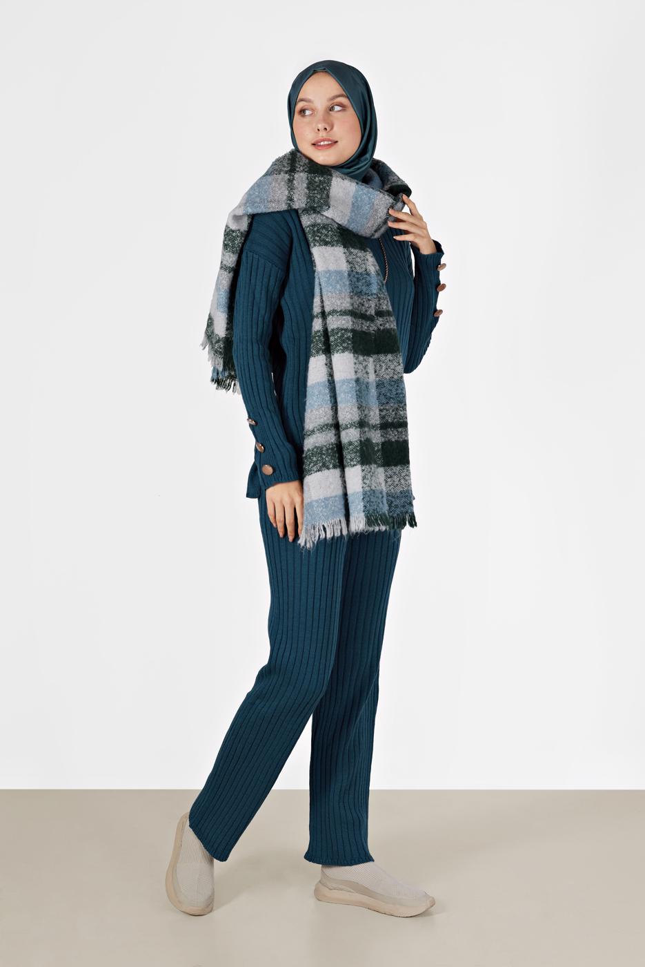 Vêtements hijab BLEU COSTUME EN MAILLE À RAYURES À BOUTONS 00061