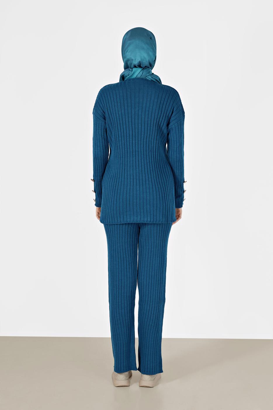 Vêtements hijab BLEU MARINE COSTUME EN MAILLE À RAYURES À BOUTONS 00061