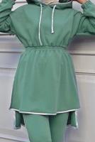 Tesettür giyim YEŞİL BELİ BÜZGÜLÜ KAPÜŞONLU İKİLİ PANT. TAKIM 145 