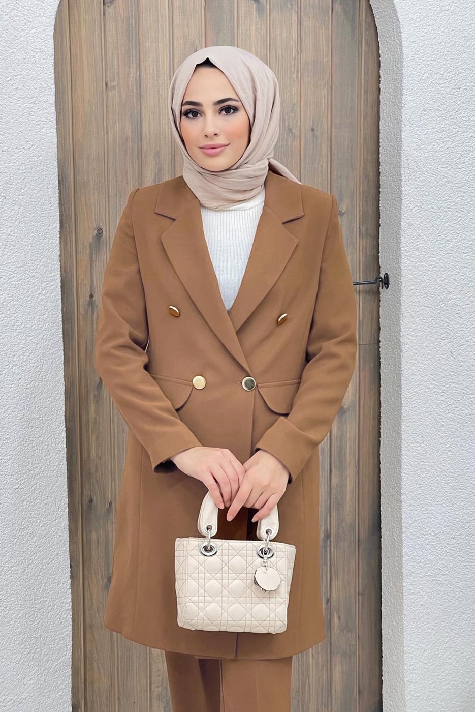 Tesettür giyim KAHVE KRUVAZE YAKA DÜĞMELİ İKİLİ PANT. TAKIM 0420	