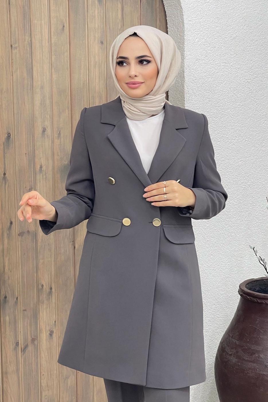 Tesettür giyim GRİ KRUVAZE YAKA DÜĞMELİ İKİLİ PANT. TAKIM 0420	