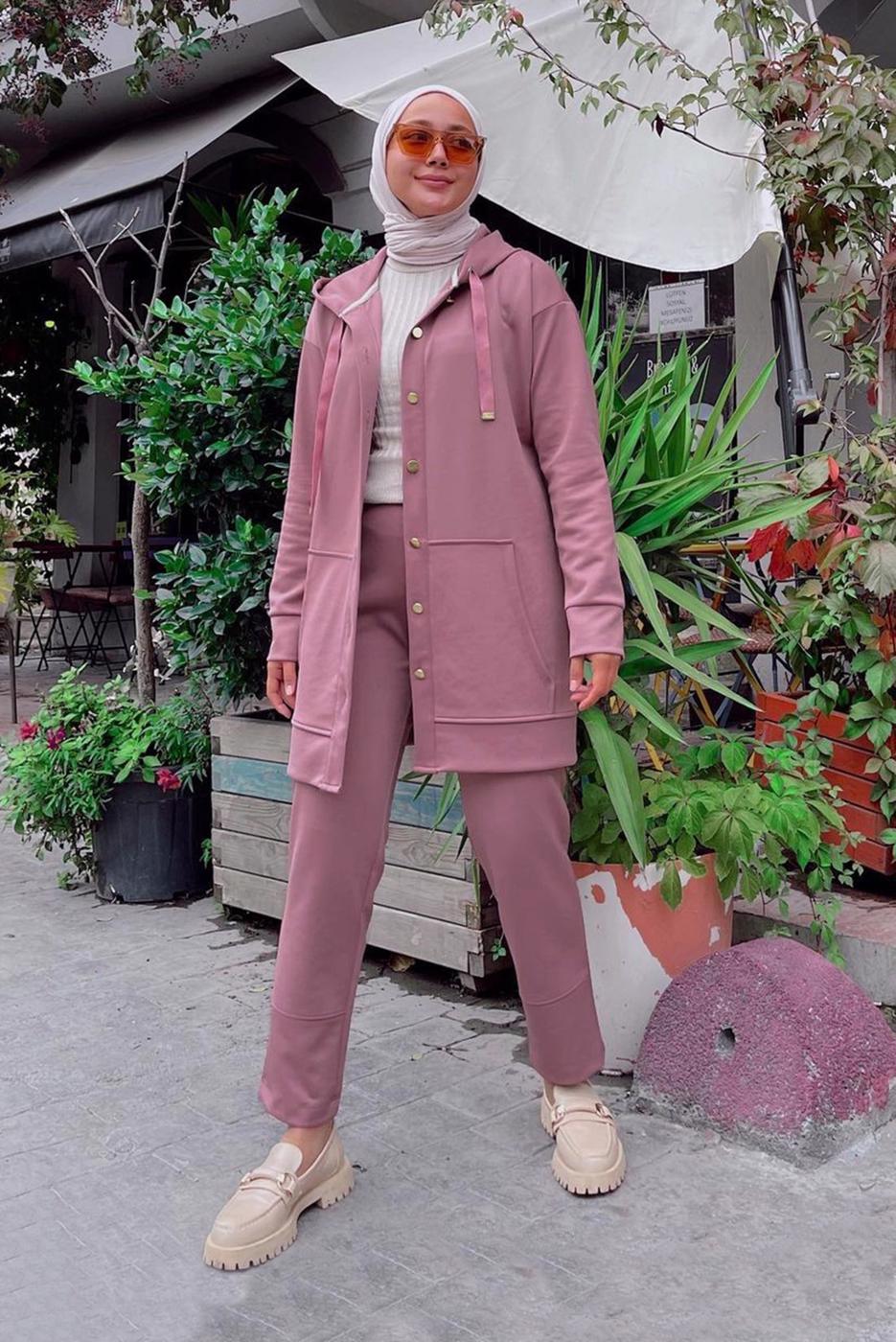 Tesettür giyim PUDRA CEP DETAYLI KAPÜŞONLU İKİLİ PANT. TAKIM 665 