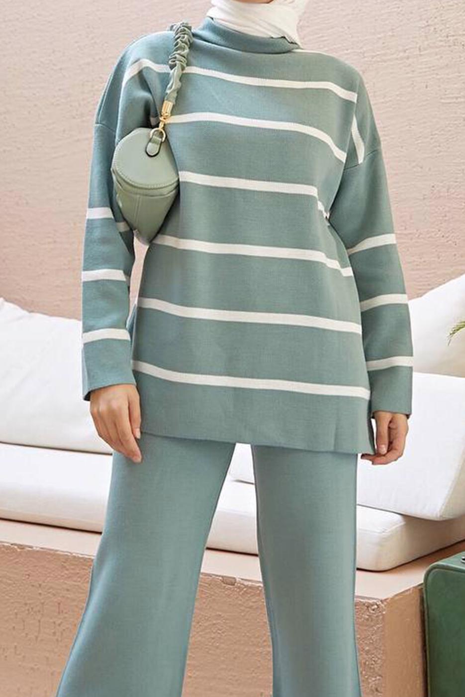 Vêtements hijab VERT COSTUME PANTALON EN MAILLE 2 PIÈCES À RAYURES 1204