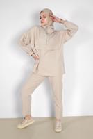 Tesettür giyim BEJ MANŞETLERİ LASTİKLİ FERMUARLI İKİLİ PANT. TAKIM 6020 