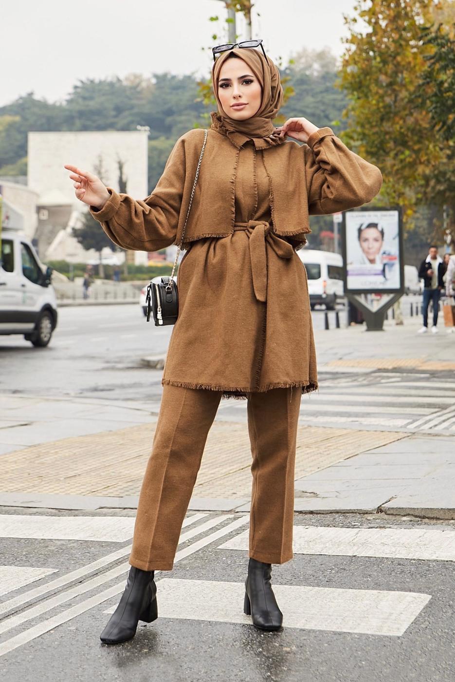 Tesettür giyim KAHVE YAKA DETAYLI KUŞAKLI İKİLİ PANT. TAKIM 7030 