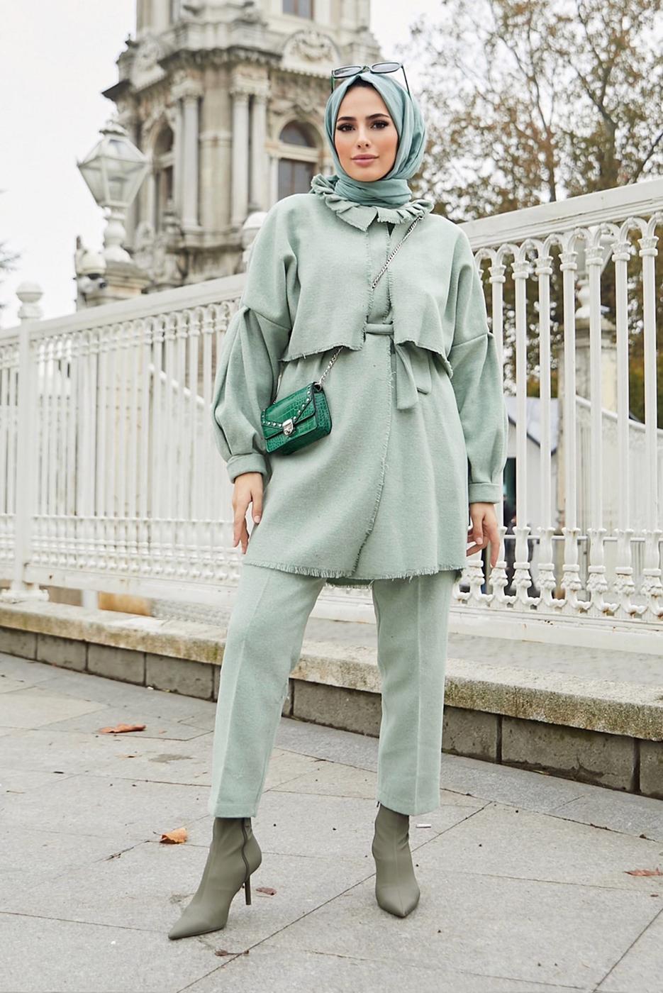 Tesettür giyim YEŞİL YAKA DETAYLI KUŞAKLI İKİLİ PANT. TAKIM 7030 