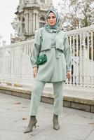 Tesettür giyim YEŞİL YAKA DETAYLI KUŞAKLI İKİLİ PANT. TAKIM 7030 