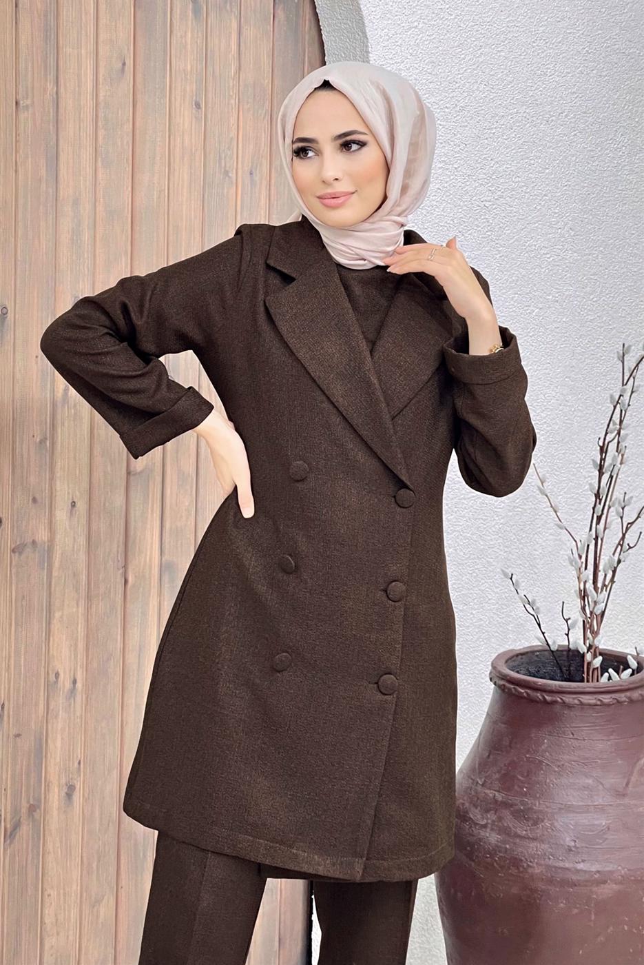 Tesettür giyim KAHVE DÜĞME DETAYLI KRUVAZE YAKA İKİLİ PANT. TAKIM 8320 