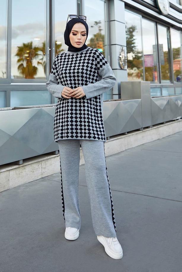 Vêtements hijab  GEOMETRIC PATTERN 2-PIECE KNITWEAR SUIT WITH PANTS 9204  - TRENDTESETTÜR