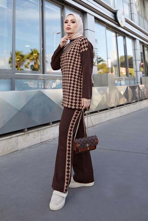 Vêtements hijab  GEOMETRIC PATTERN 2-PIECE KNITWEAR SUIT WITH PANTS 9204  - TRENDTESETTÜR