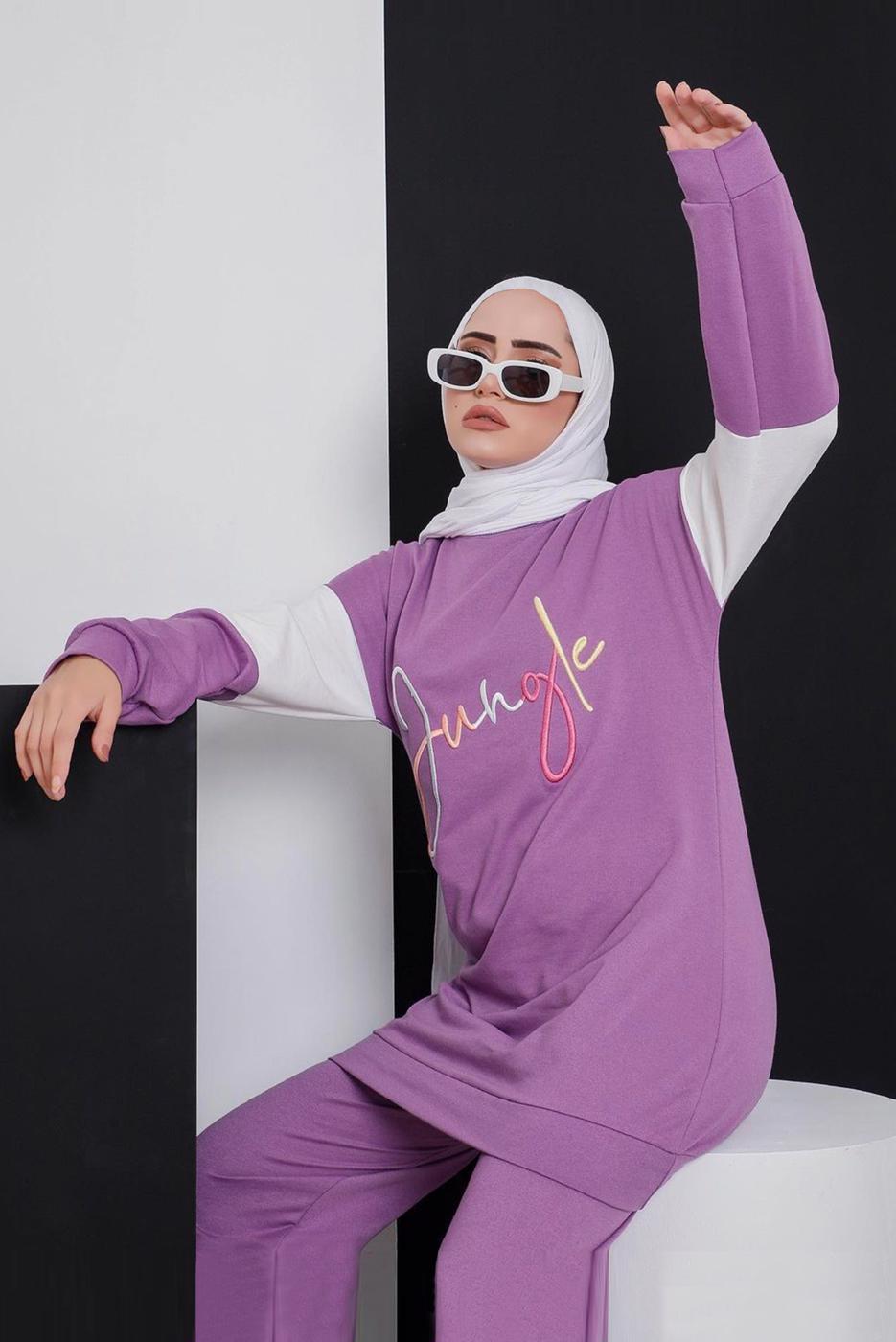 Tesettür giyim MOR YAZI DETAYLI RENKLİ İKİLİ EŞOFMAN TAKIM 9586 
