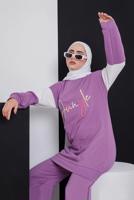 Tesettür giyim MOR YAZI DETAYLI RENKLİ İKİLİ EŞOFMAN TAKIM 9586 