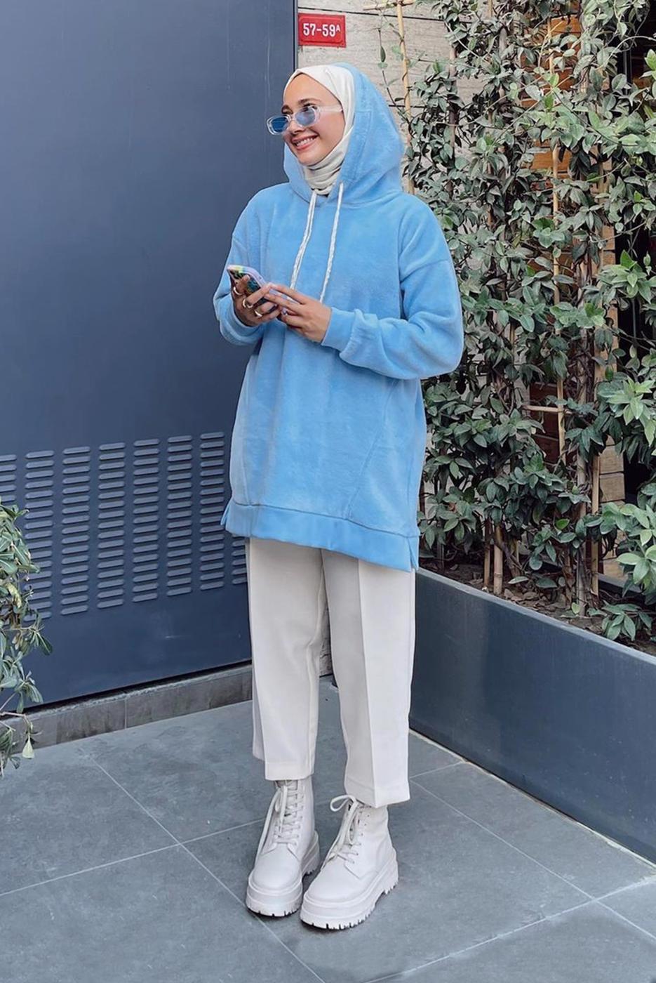 Tesettür giyim MAVİ KAPÜŞONLU BAĞCIKLI TUNİK 165 