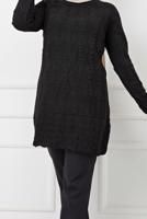 Tesettür giyim SİYAH KENDİNDEN DESENLİ BONCUK İŞLEMELİ TRİKO TUNİK 2629 