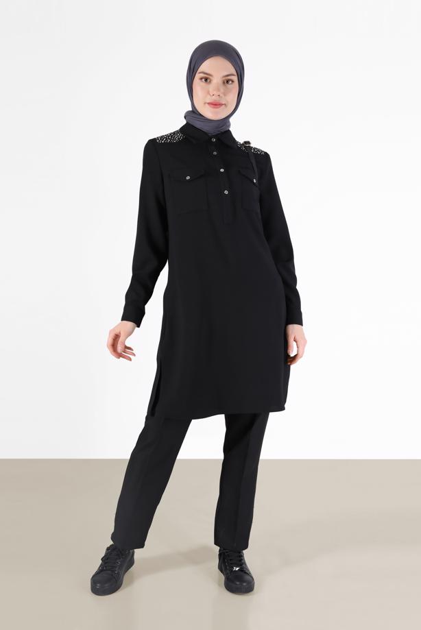 Tesettür giyim SİYAH ALVİNA OMUZLARI TAŞ DETAYLI TUNİK T 42429 - TRENDTESETTÜR