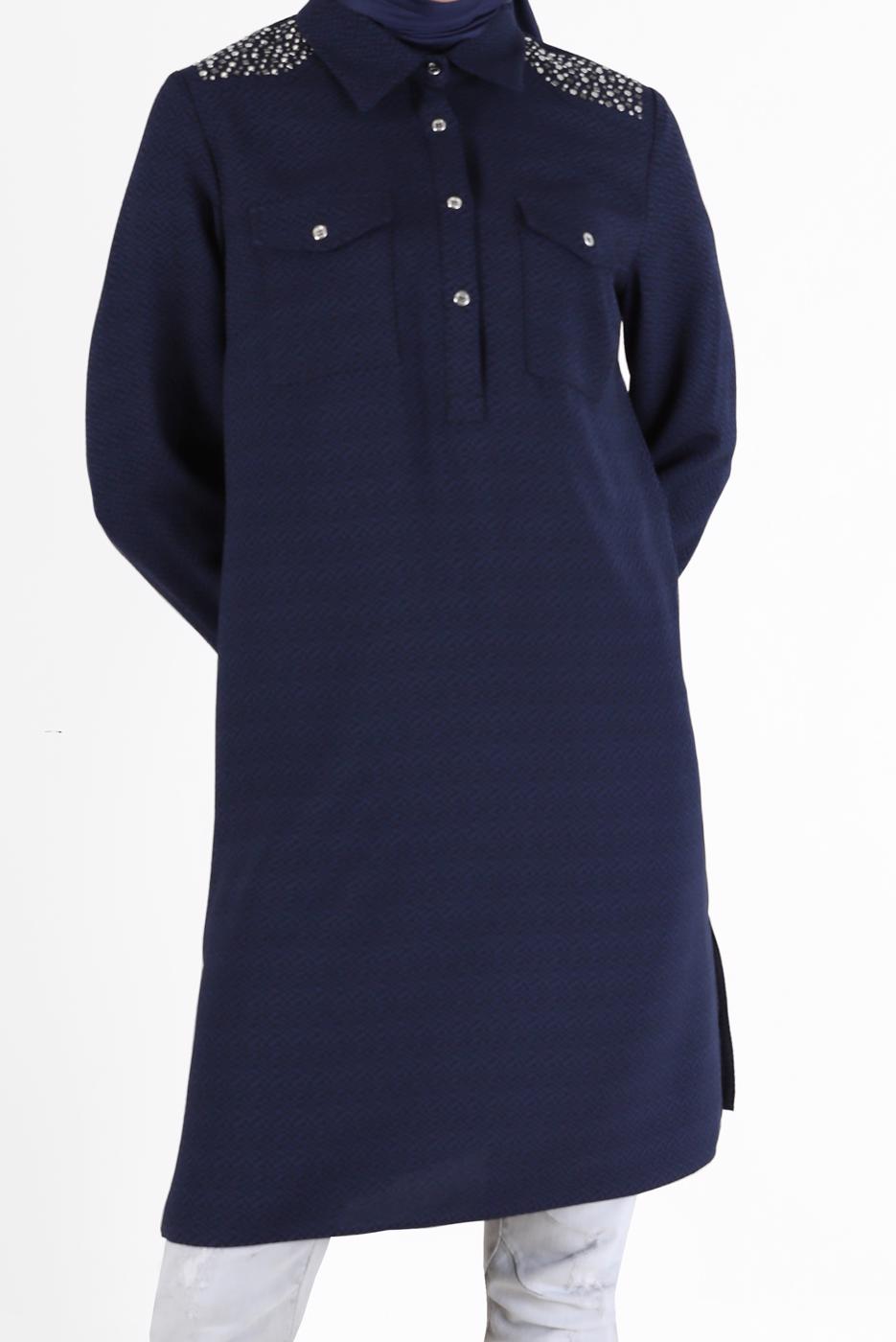 Tesettür giyim LACİVERT ALVİNA OMUZLARI TAŞ DETAYLI TUNİK T 42429