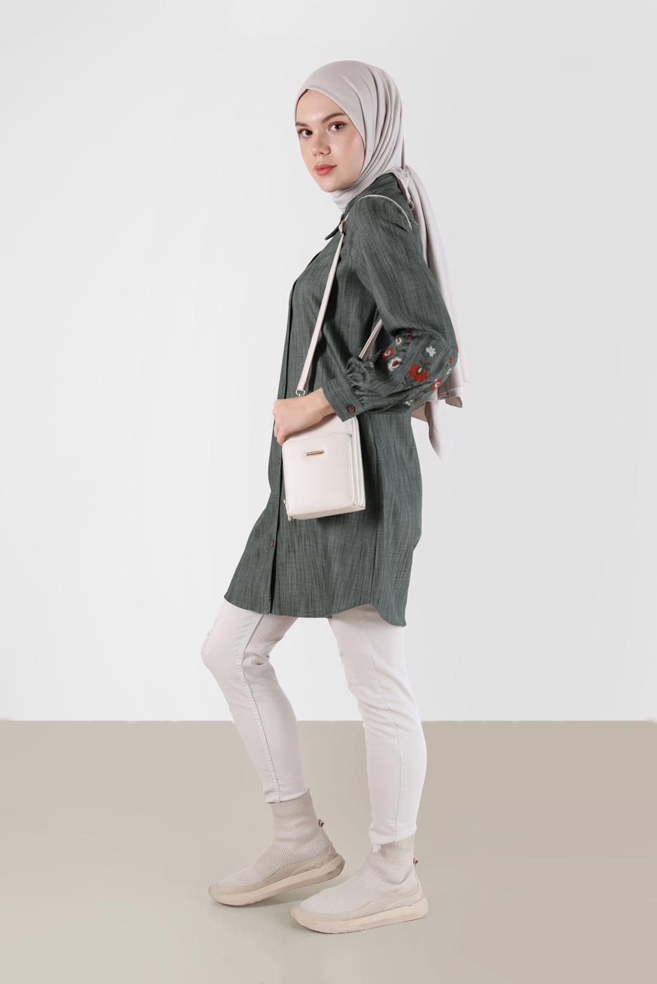 Tesettür giyim HAKİ ALVİNA GÖMLEK YAKA TUNİK T 42432