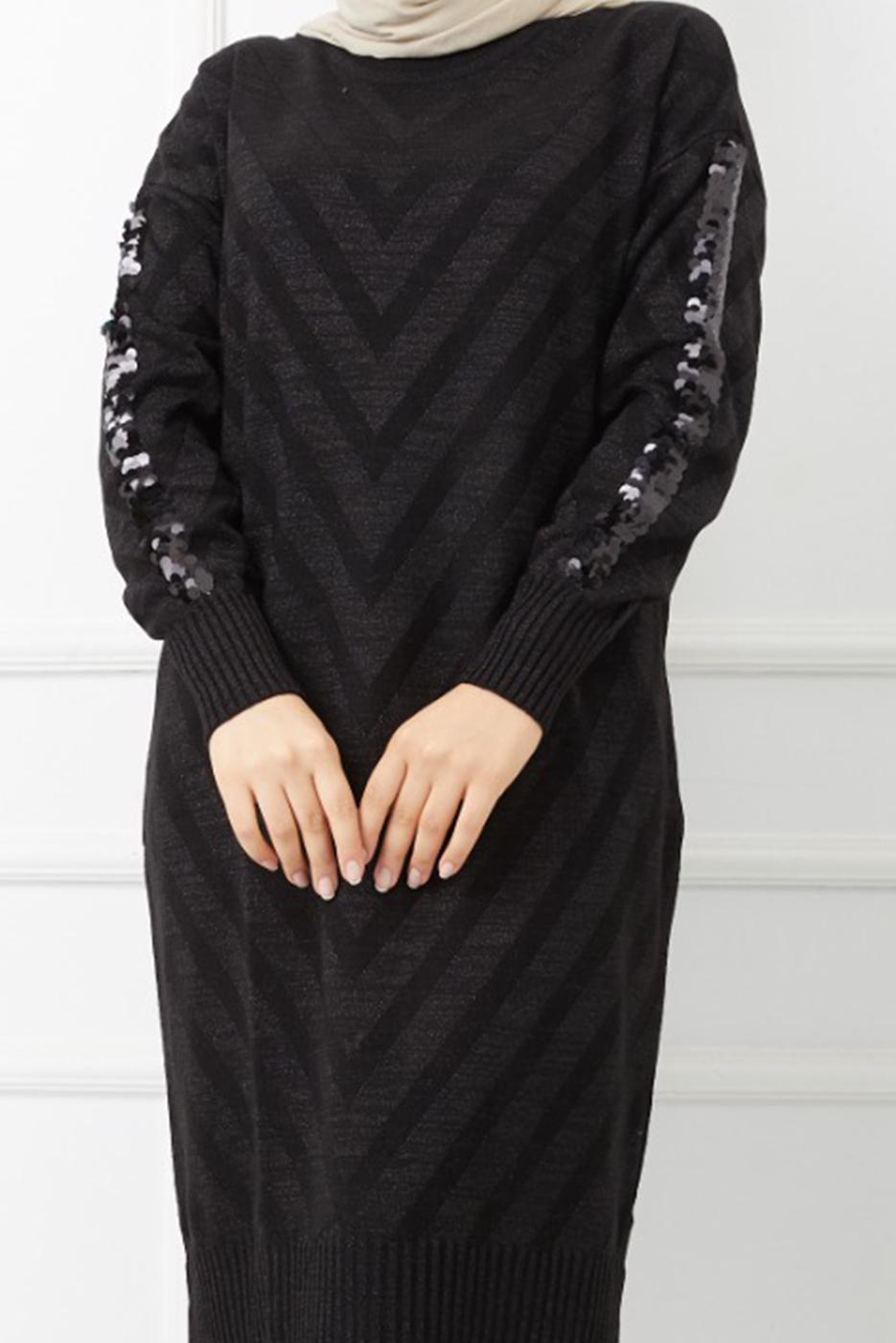 Tesettür giyim SİYAH KOLLARI PUL DETAYLI UZUN TRİKO TUNİK 7529 