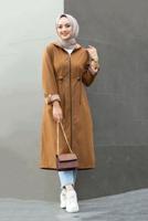 Vêtements hijab TABA TRENCH-COAT À CAPUCHE À TAILLE FRONCÉE AVEC POIGNETS À MOTIFS 17501