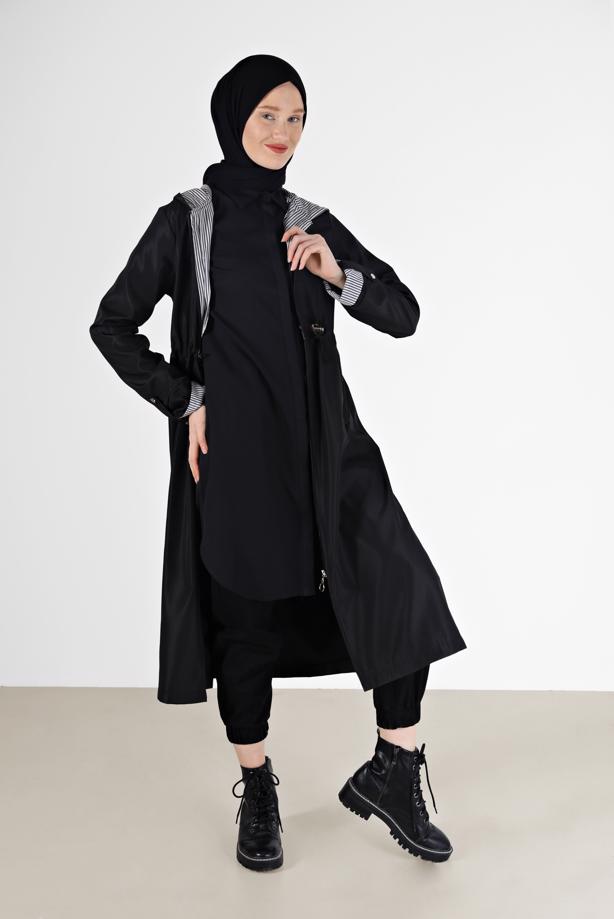 Tesettür giyim  BELİ BÜZGÜLÜ KAPÜŞONLU TRENÇKOT 0077  - TRENDTESETTÜR